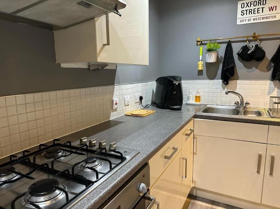 Stunning Luxury Croydon Apartment Gatwick Airport Close 普尔雷 外观 照片
