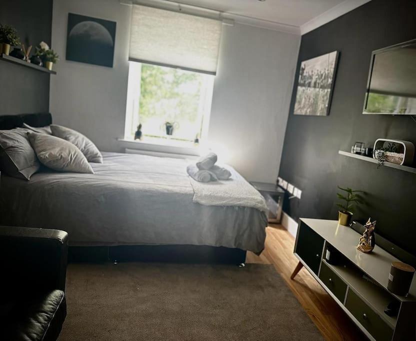 Stunning Luxury Croydon Apartment Gatwick Airport Close 普尔雷 外观 照片
