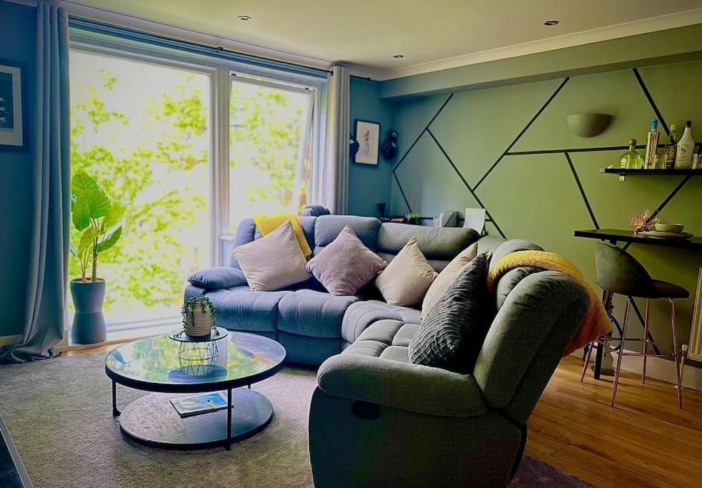 Stunning Luxury Croydon Apartment Gatwick Airport Close 普尔雷 外观 照片