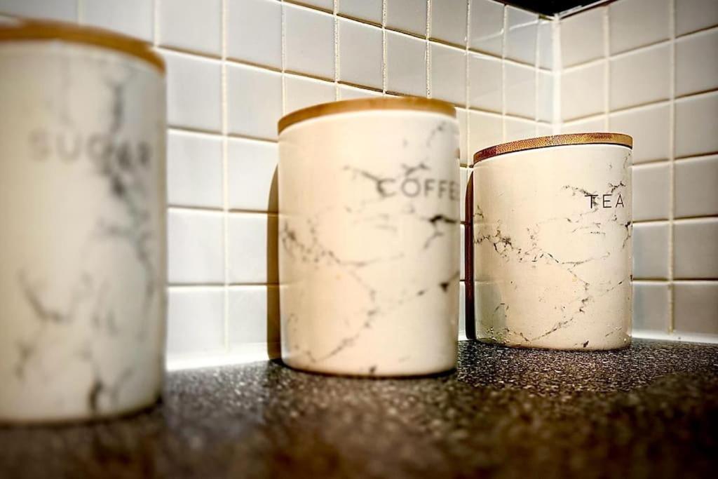 Stunning Luxury Croydon Apartment Gatwick Airport Close 普尔雷 外观 照片