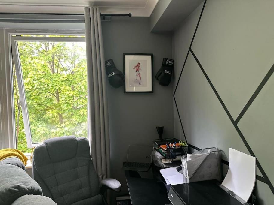 Stunning Luxury Croydon Apartment Gatwick Airport Close 普尔雷 外观 照片
