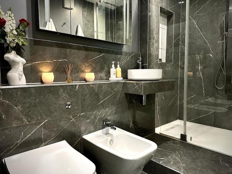 Stunning Luxury Croydon Apartment Gatwick Airport Close 普尔雷 外观 照片